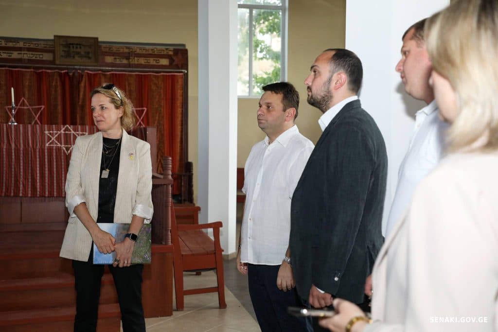 ისრაელის ელჩი სენაკში არსებულ სინაგოგას სტუმრობდა - image 3