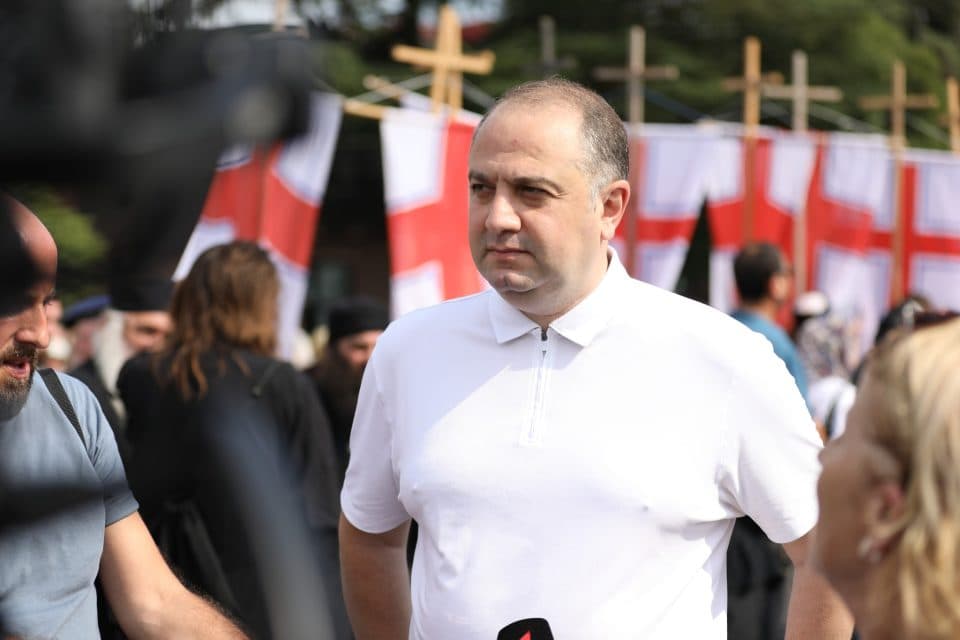 ვიცე პრემიერი ირაკლი ჩიქოვანი ვლაქერნობის დღესასწაულზე იმყოფებოდა