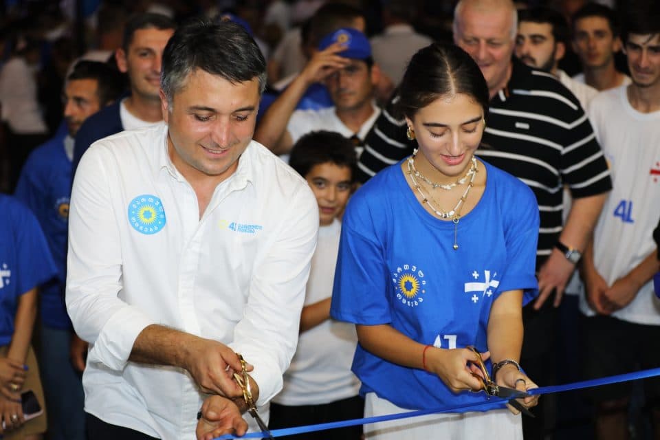 დავით კოდუა ახალგაზრდებს: თქვენ იქნებით  ჩართული ყველა გადაწყვეტილების მიღებაში, ჩვენ ზუგდიდი კიდევ უფრო მეტად უნდა გავხადოთ ახალგაზრდული ქალაქი