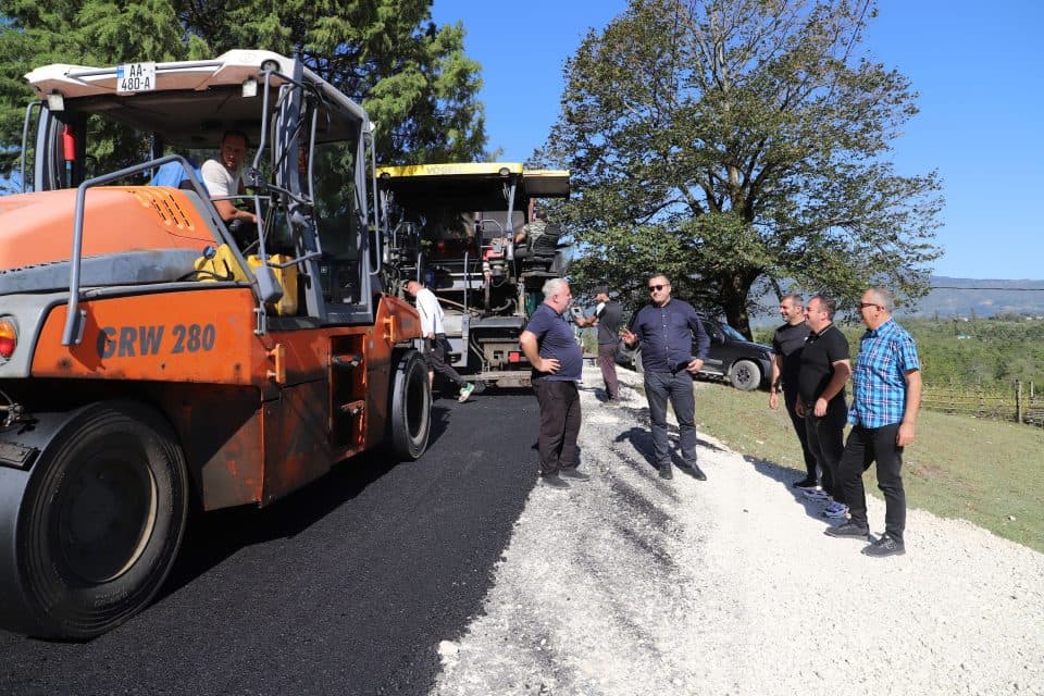 მარტვილის მუნიციპალიტეტში საგზაო ინფრასტრუქტურის მოწყობის სამუშაოები აქტიურად მიმდინარეობს