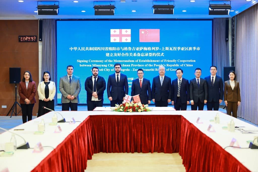 ფოთსა და ჩინეთის ქალაქ მიენიანგს შორის ურთიერთთანამშრომლობის მემორანდუმი გაფორმდა - image 2