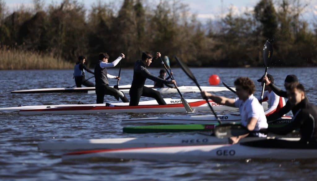 პრემიერმა ფოთში ახლად გახსნილი ნიჩბოსნობის ბაზა დაათვალიერა - image 3