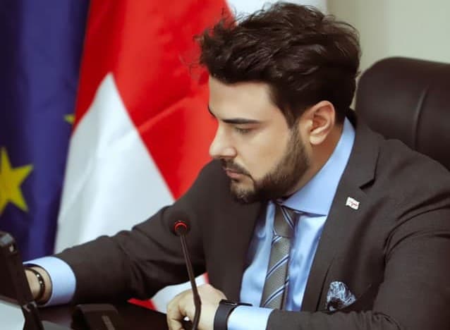 ალექსანდრე ტყებუჩავა: ევროპული მომავლით სპეკულირება უსამართლოა, მაშინ როცა ამ ხელისუფლებამ შემოიტანა კონსტიტუციაში ევროინტეგრაციის გარდაუვალი მიზანი იურიდიულ და ეროვნულ ვალდებულებად