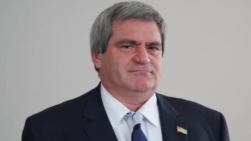 აფხაზეთის ე.წ. პარლამენტთან სროლას დეპუტატი ვახტანგ გოლანძია ემსხვერპლა