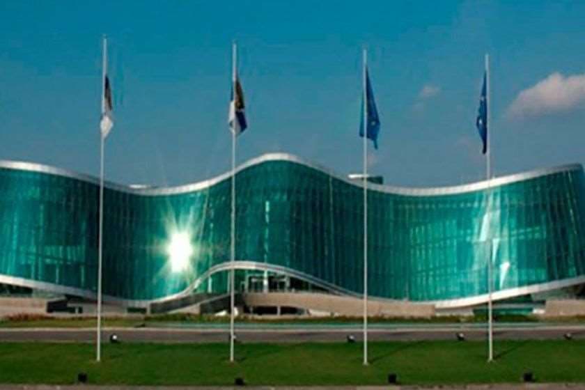 შინაგან საქმეთა სამინისტრომ პოლიციელზე თავდასხმის ბრალდებით ერთი პირი დააკავა