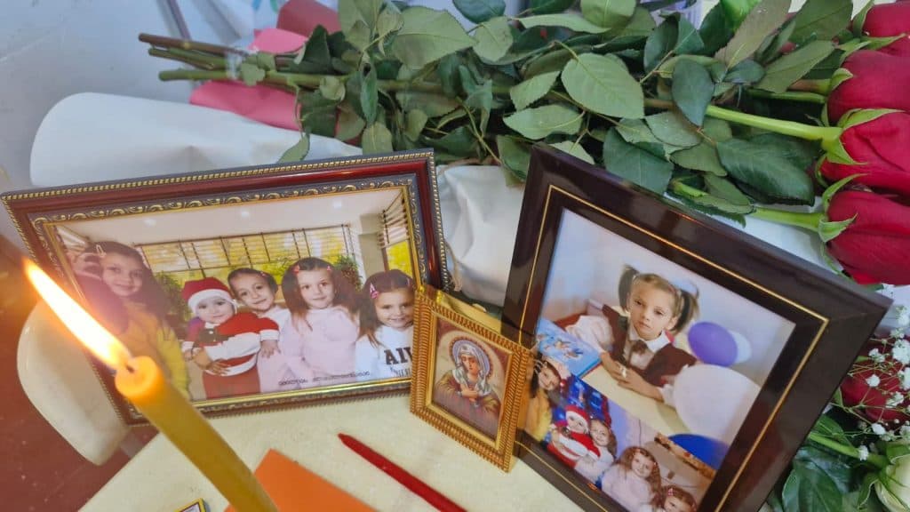 აფხაზეთში დაღუპული ბავშვების მერხები დღეს [ფოტო] - image 5