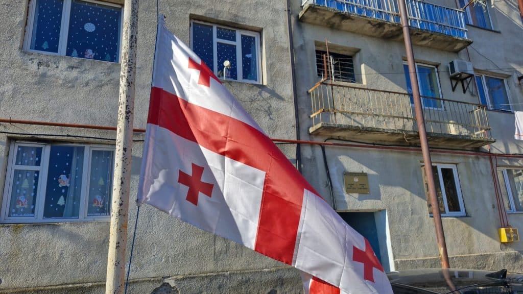 აფხაზეთში დაღუპული ბავშვების მერხები დღეს [ფოტო] - image 4