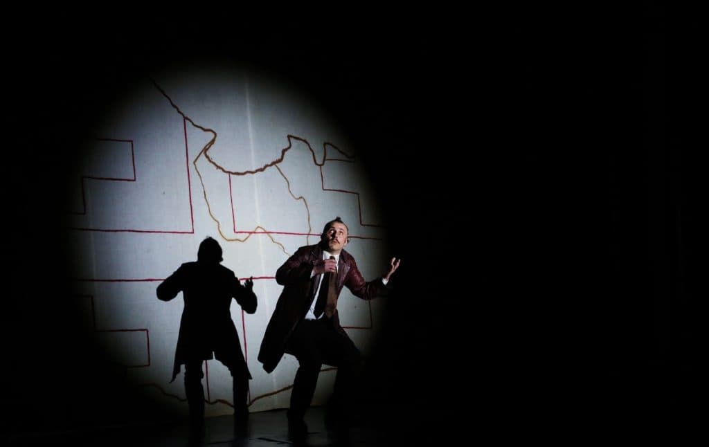 გიორგი ჭანტურიას სპექტაკლი ,,უკანასკნელი თოლია,“ რომელიც ჟიული შარტავას სიცოცხლის ბოლო დღეს ეხება დასმა სენაკის თეატრში წარადგინა [ფოტორეპორტაჟი] - image 17