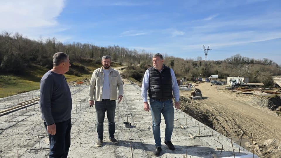 ჩხოროწყუს მუნიციპალიტეტში ორი ხიდის მშენებლობა მიმდინარეობს