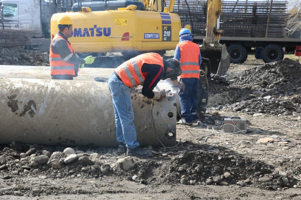 ზუგდიდში, სოხუმის ქუჩაზე მდინარე ჩხოუშზე არსებული ხიდის რეაბილიტაციაზე ტენდერი გამოცხადდა