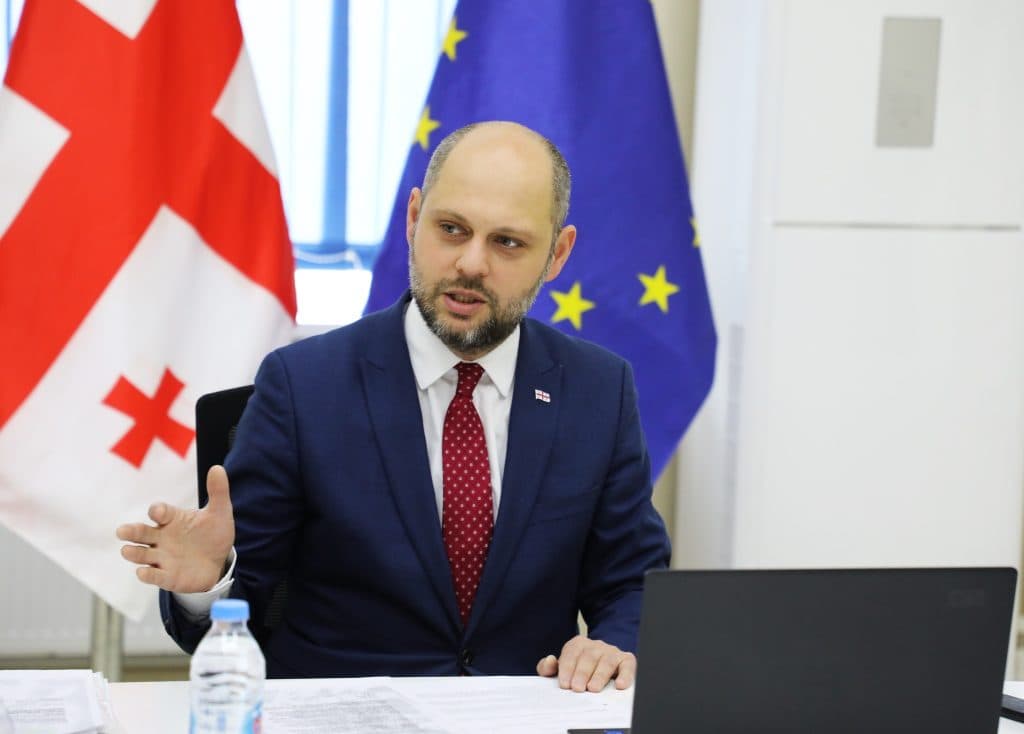 ზუგდიდის მერია დამატებით ქვეყნის ფარგლებს გარეთ ჩარიცხულ 10 სტუდენტს ფინანსურ მხარდაჭერას გაუწევს - image 2