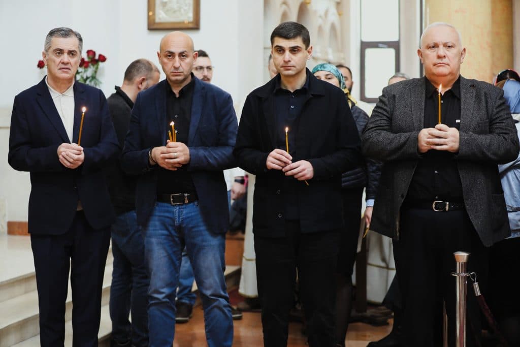 ბრწყინვალე აღდგომის სახელობის საკათედრო ტაძრის განახლების დღე [ფოტორეპორტაჟი] - image 2