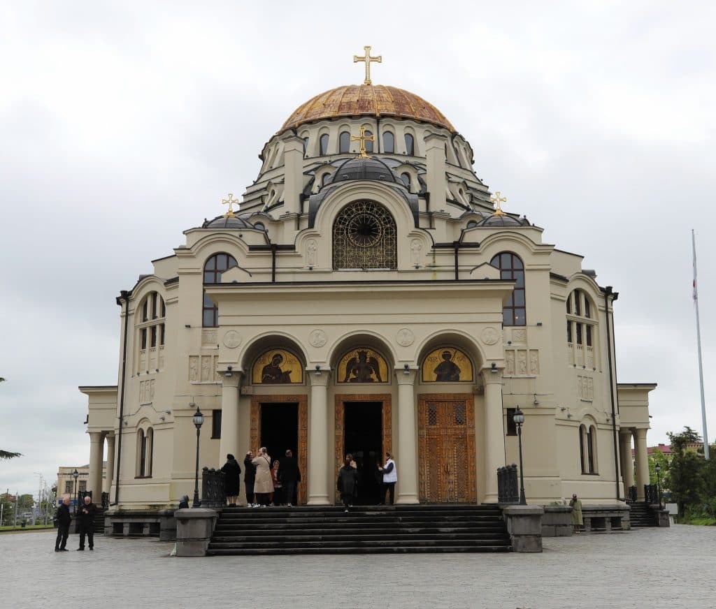 ბრწყინვალე აღდგომის სახელობის საკათედრო ტაძრის განახლების დღე [ფოტორეპორტაჟი] - image 3
