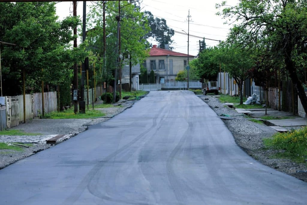 დავით ვერავა ზუგდიდში მიმდინარე ინფრასტრუქტურულ პროექტებს გაეცნო - image 2