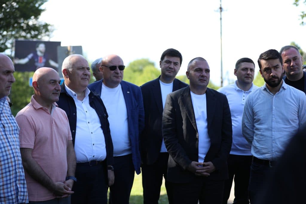 ინფრასტრუქტურის მინისტრი ნაკიფუ-ულრიას გზის მდგომარეობას გაეცნო - image 2