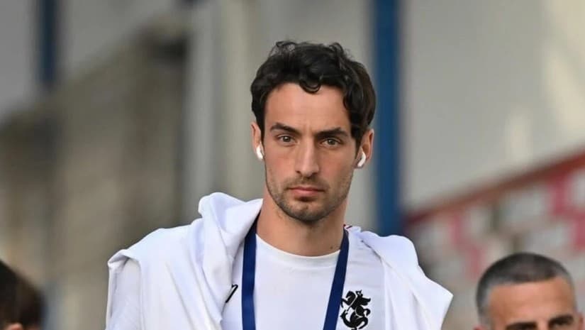 გიორგი გველესიანი ირანელ გულშემატკივარს მიმართავს