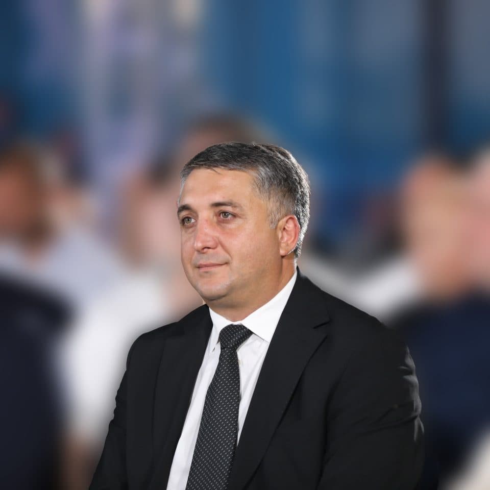 დათო კოდუა სტუდენტებს: ჩვენ შევქმნით მაქსიმალურ შესაძლებლობას იმისთვის, რომ დაბრუნდეთ ზუგდიდში და მიღებული განათლება ამ მუნიციპალიტეტს და მის მომავალს მოახმაროთ