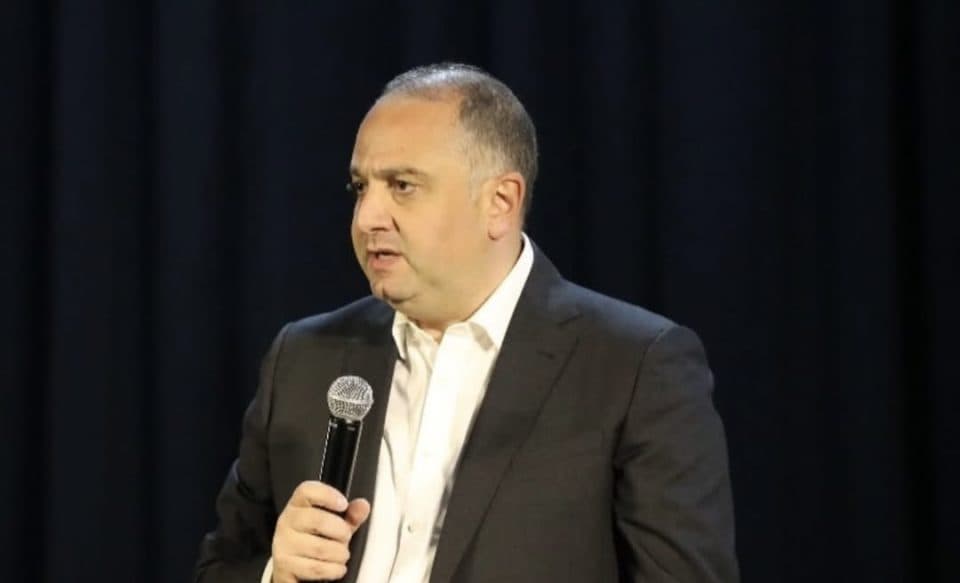 ირაკლი ჩიქოვანი დათო კოდუაზე: როდესაც გუნდს დასჭირდა უარი თქვა პარლამენტის წევრობაზე და მოდის ზუგდიდში, რათა თავისი ენერგია, ცოდნა და გამოცდილება უშუალოდ ამ მუნიციპალიტეტს მოახმაროს