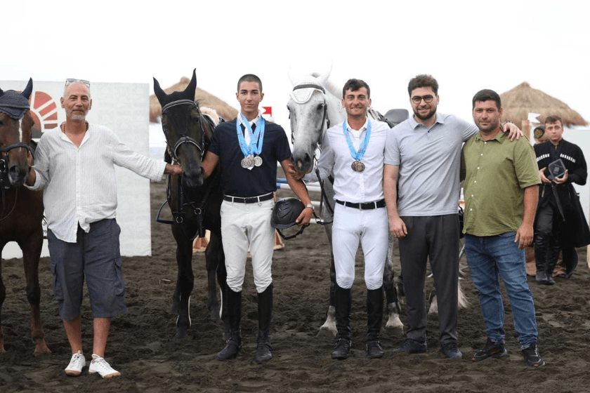 ფოთში, მალთაყვის სანაპიროზე, დოღისა და კონკურის შეჯიბრება გაიმართა