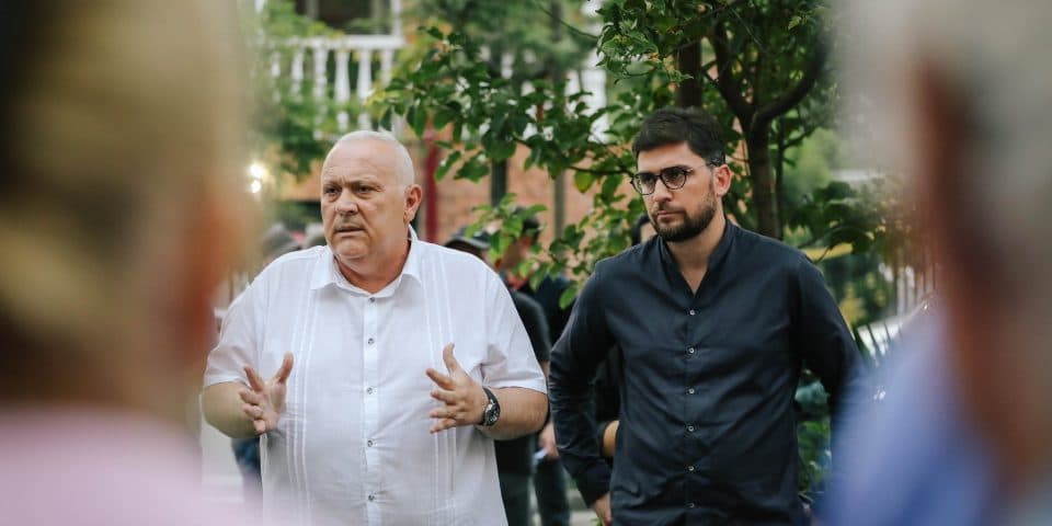 დავით ვერავა და ბექა ვაჭარაძე მოქალაქეებს ფოთში, ცენტრის უბანში შეხვდნენ