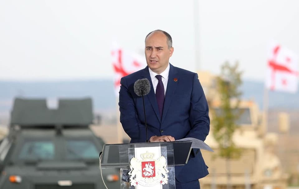 თავდაცვის ყოფილ მინისტრს ჯუანშერ ბურჭულაძეს ბრალი წარედგინა