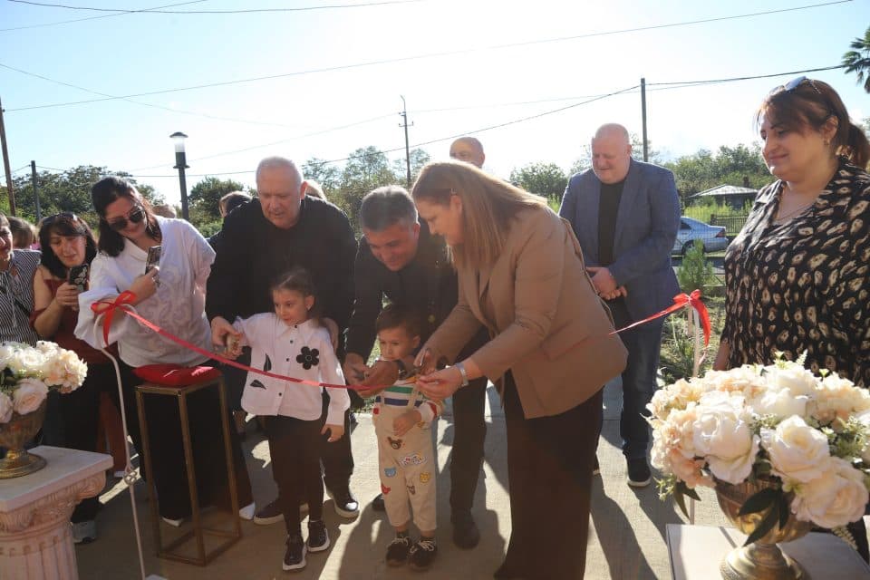 ზუგდიდის სოფელ კახათში ახალი ბაღი გაიხსნა