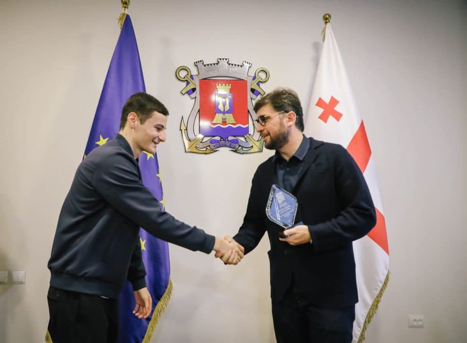 ფოთის მერი: „საამაყოა, რომ 35 წლის შემდეგ, ჩვენს ქალაქს კრივში ახალი ევროპის ჩემპიონი ჰყავს“