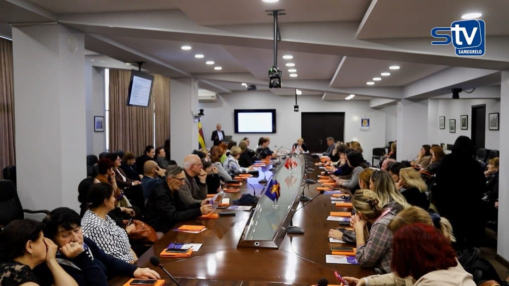 ჯან-მედის ორგანიზებით ზუგდიდში მესამე საერთაშორისო  სამედიცინო კონფერენცია ჩატარდა [R] - image 6