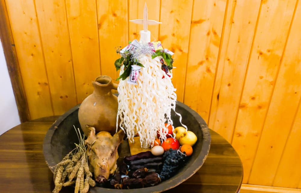 როგორ ხვდებოდნენ ახალ წელს სამეგრელოში