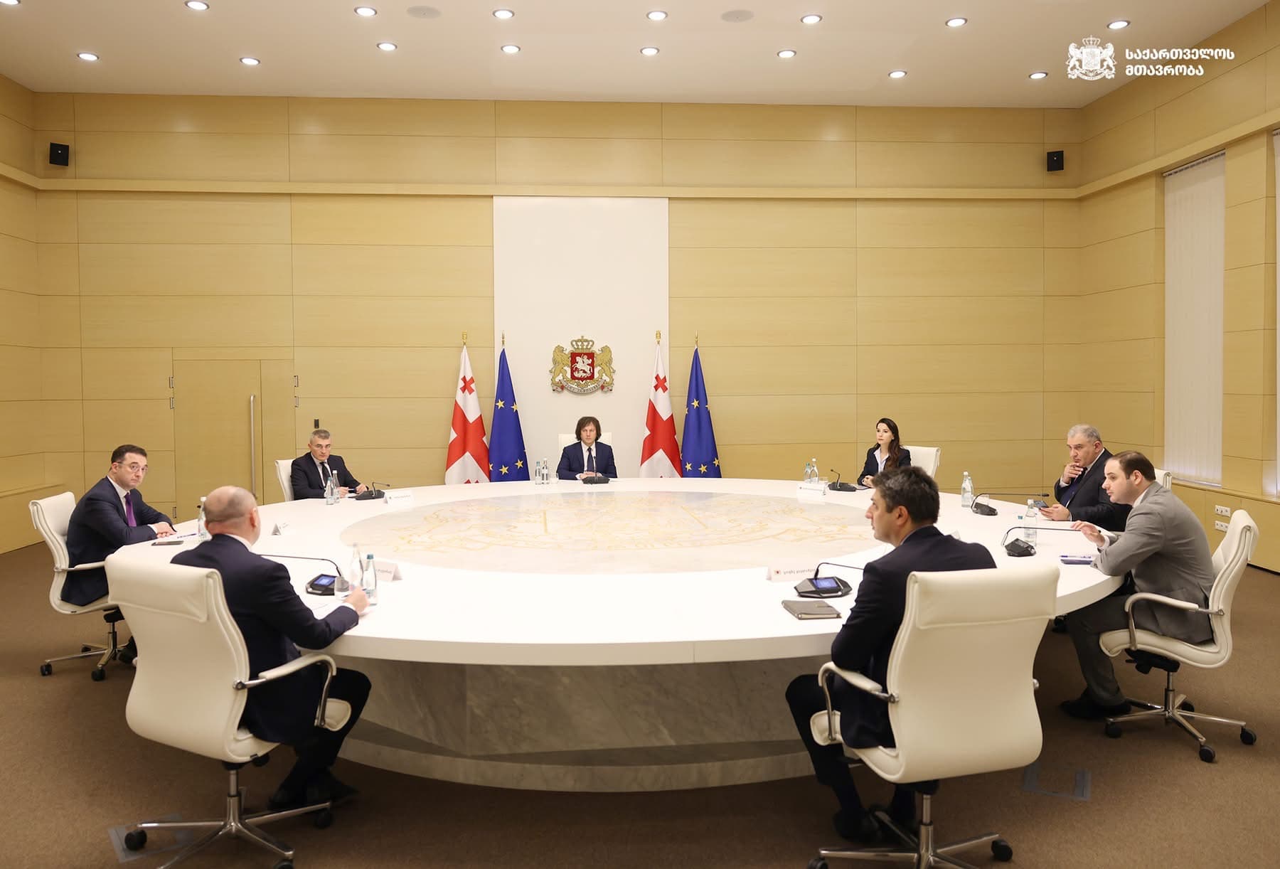 სამთავრობო საკოორდინაციო კომისია სასურსათო პროდუქციის, მედიკამენტებისა და საწვავის ფასებთან დაკავშირებით იმუშავებს