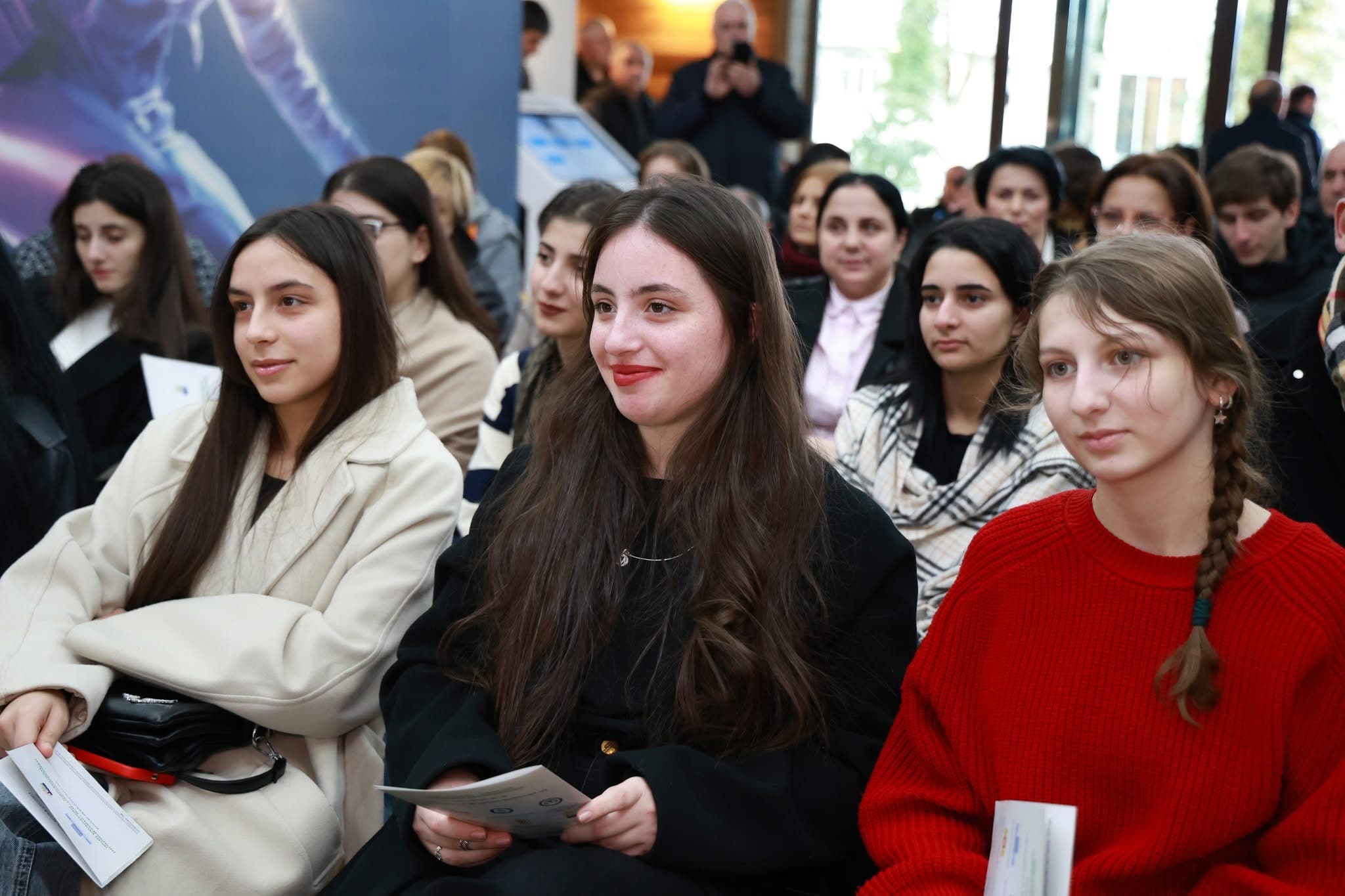 აფხაზეთიდან დევნილებისთვის ელეტრონულუ პორტალი ამუშავდა [სერვისებზე დეტალურად] - image 4