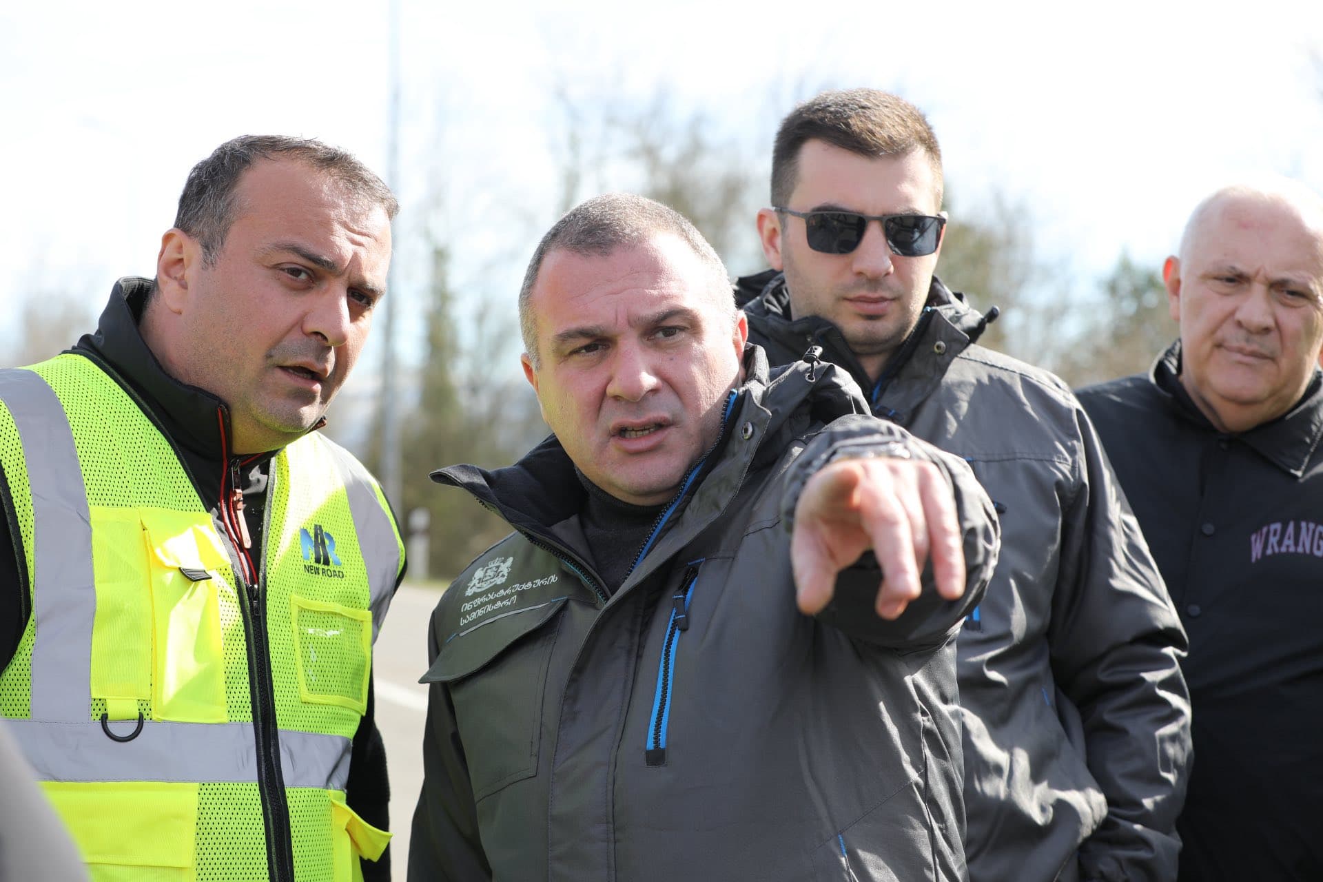 საერთაშორისო მნიშვნელობის თბილისი–სენაკი–ლესელიძის საავტომობილო გზაზე, ხობის მუნიციპალიტეტის ტერიტორიაზე, პერიოდული შეკეთების სამუშაოები ორ მონაკვეთზე აქტიურად მიმდინარეობს - image 3