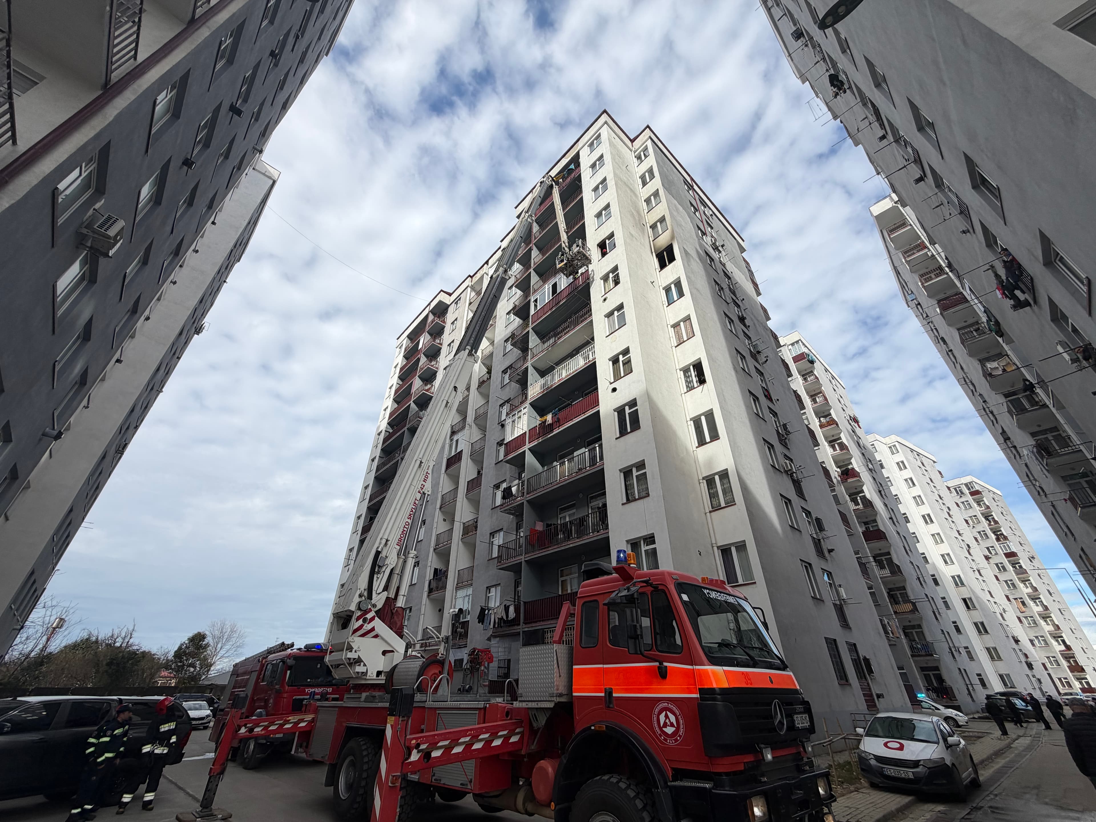 ბარამიას დევნილთა ჩასახლებაში ხანძარს მამაკაცის სიცოცხლე ემსხვერპლა [ფოტო]