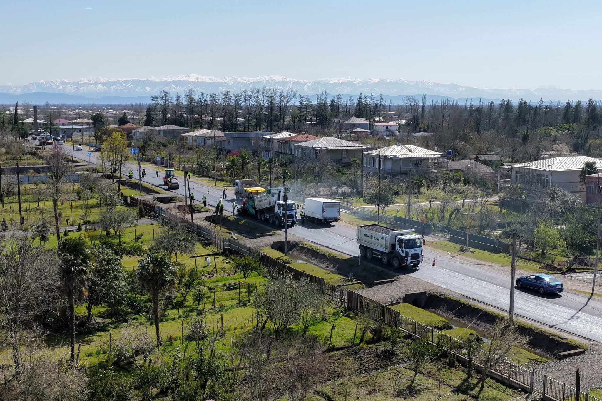 ხობში საერთაშორისო მნიშვნელობის გზის 6 კილომეტრიანი მონაკვეთი იგება  - image 8