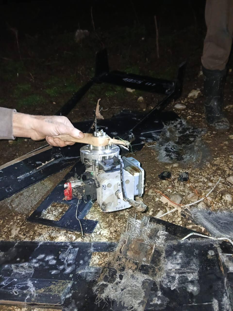 ოკუპირებულ აფხაზეთში უპილოტო საფრენი აპარატი ჩამოვარდა [ფოტო] - image 3