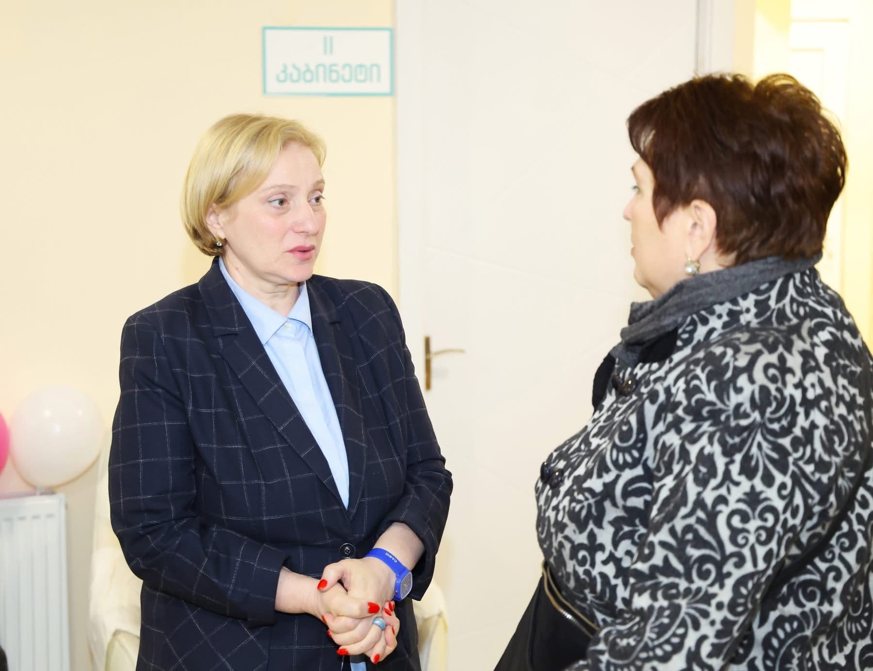 ზუგდიდში პროფესორმა ნუგზარ უბერმა მერიის მხარდაჭერით უფასო სამედიცინო აქცია გამართა  - image 7