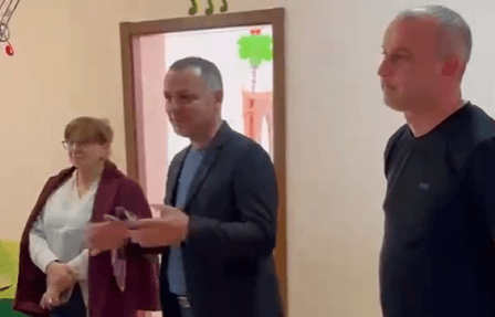 წალენჯიხის მუნიციპალიტეტის სკოლამდელ სააღმზრდელო-საგანმანათლებლო დაწესებულებათა მართვის ცენტრში საბავშვო ბაღების პედაგოგებისა და აღმზრდელებისთვის პრაქტიკულ-თეორიული სემინარი ჩატარდა - image 3