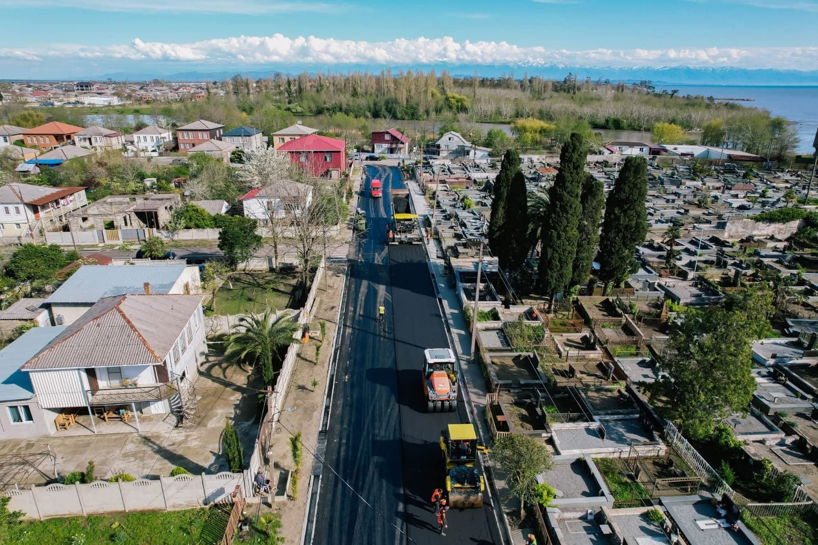 ფოთში საგზაო ინფრასტრუქტურის განახლების სამუშაოები გრძელდება - image 2