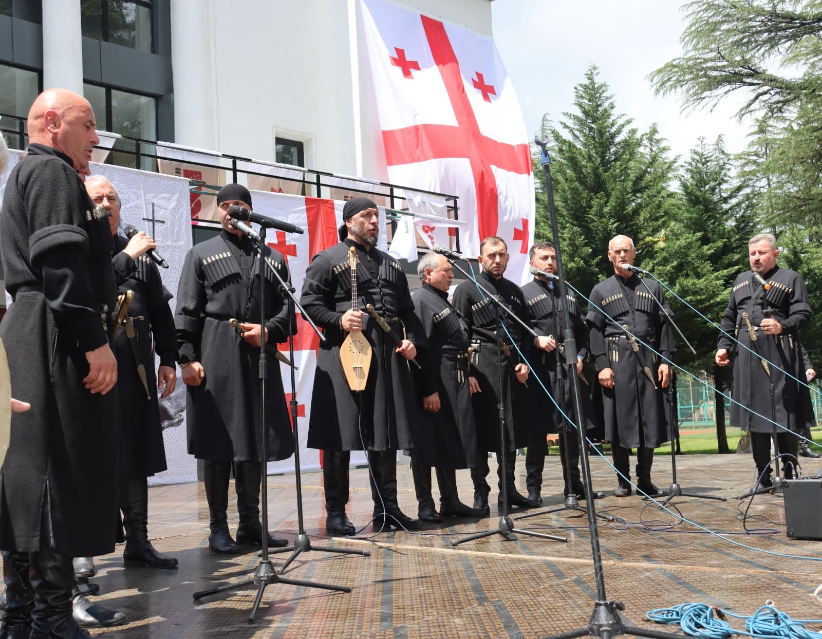 ჩხოროწყუში საქართველოს დამოუკიდებლობის დღე მრავალფეროვანი  ღონისძიებებით აღინიშნა - image 6