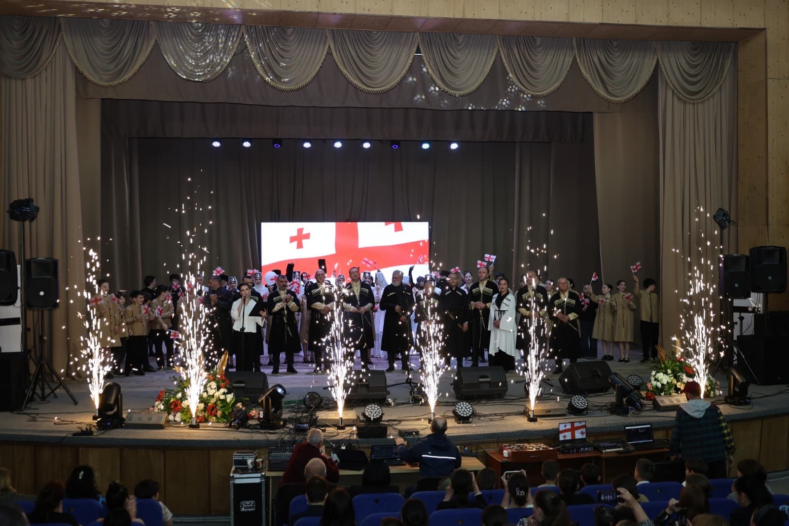 ხობში დამოუკიდებლობის დღისადმი მიძღვნილი ღონისძიებები გაიმართა