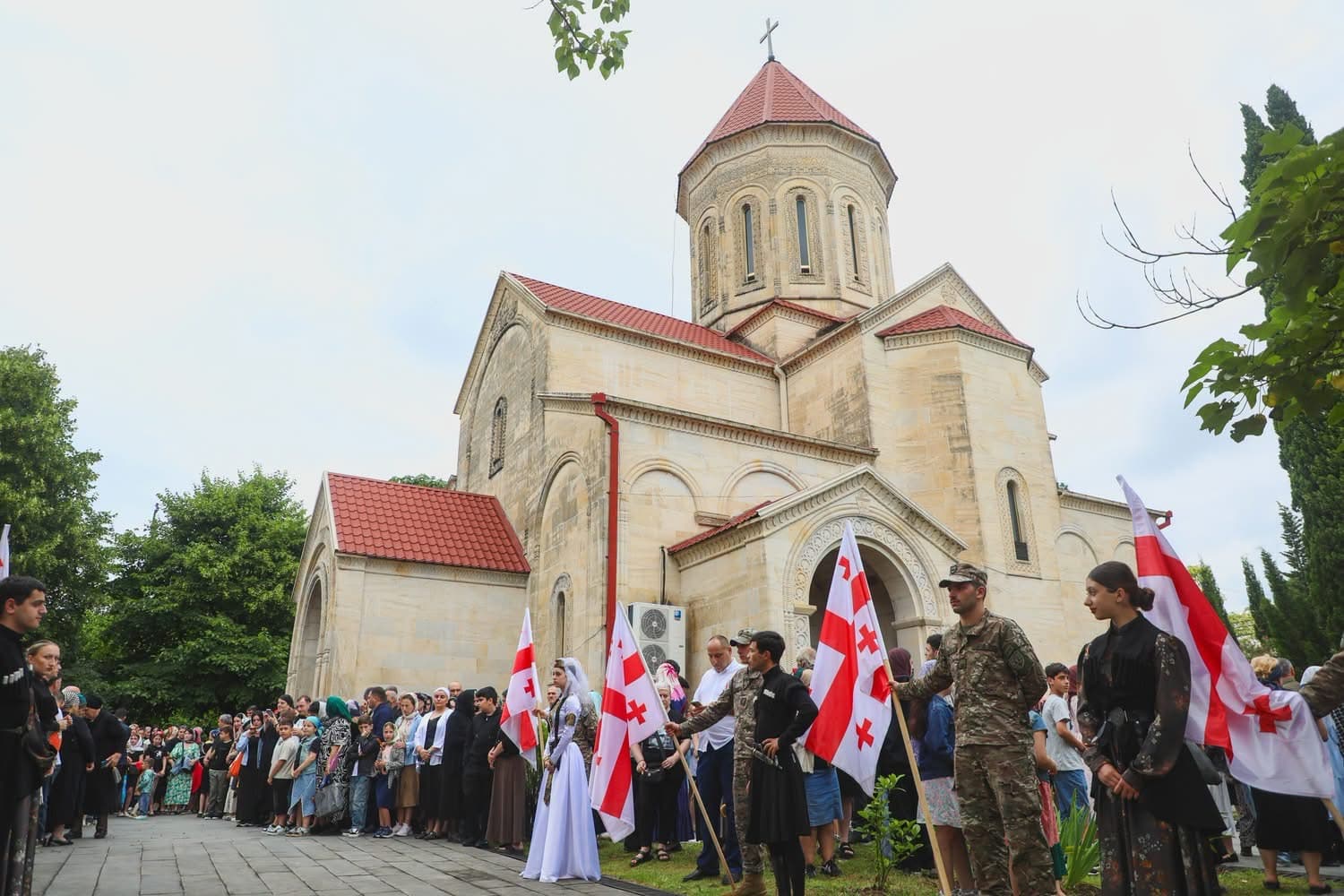 პატრიარქი სენაკში | ბევრი რამ ვისწავლე თქვენთან ურთიერთობით - image 3