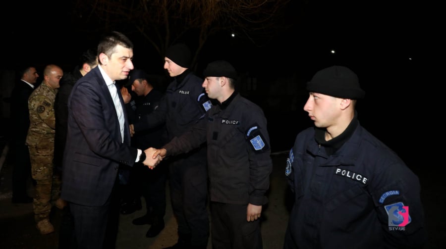 გიორგი გახარია ძველი სტილით ახალ წელს საოკუპაციო ხაზთან შეხვდა