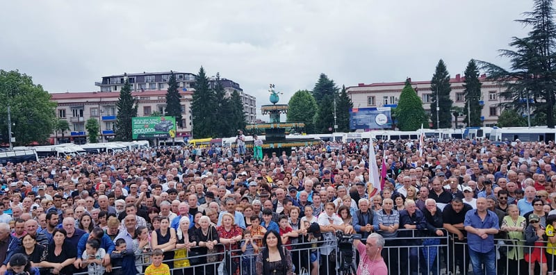 „პატრიოტთა ალიანსის” ორგანიზებით, ზუგდიდში აქცია გაიმართა