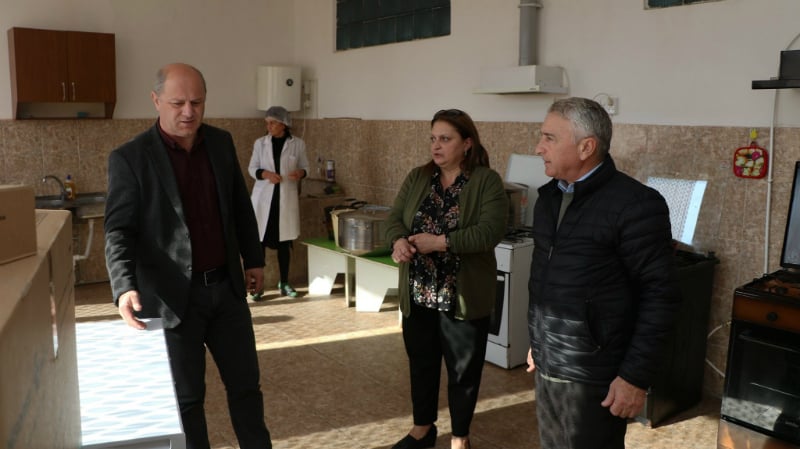 სენაკის საბავშვო ბაღებში ელექტროტექნიკისა და ინვენტარის განახლების პროცესი მიმდინარეობს (R)