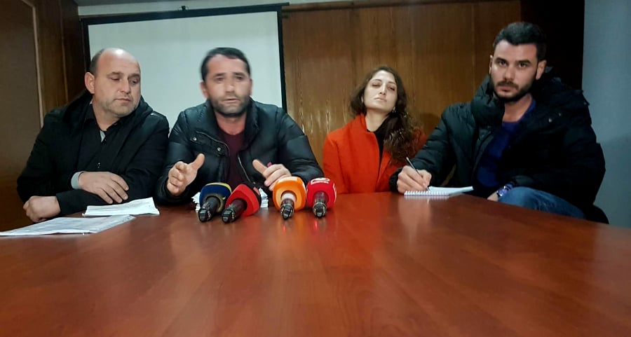 ზუგდიდის თეატრის მსახიობთა ნაწილი თეატრის დირექტორად ზურაბ ეგუტიას დანიშვნას აპროტესტებს