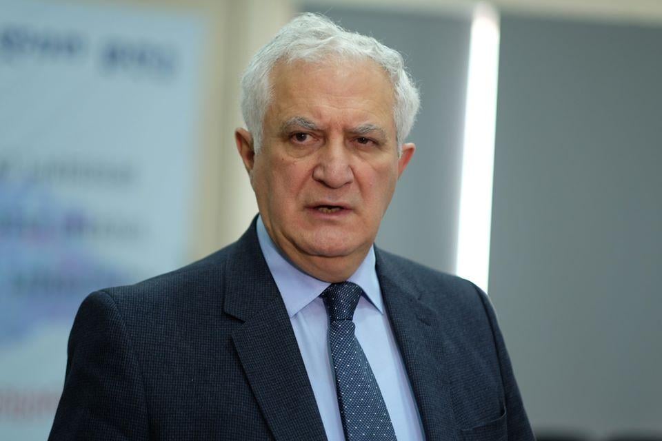 ამირან გამყრელიძე საეკლესიო წინამძღვრებსა და მრევლს მიმართავს