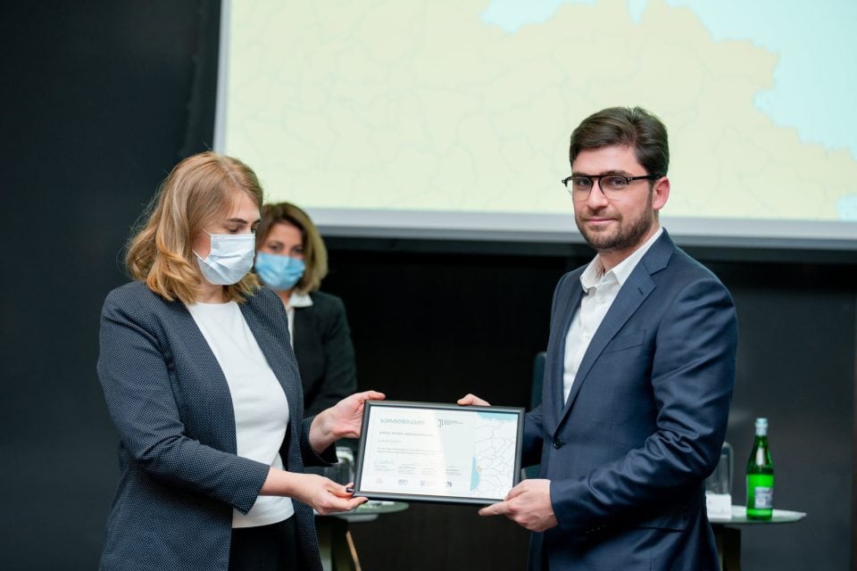 ფოთის მუნიციპალიტეტი ყველაზე ღია და ანგარიშვალდებულ მუნიციპალიტეტად დასახელდა