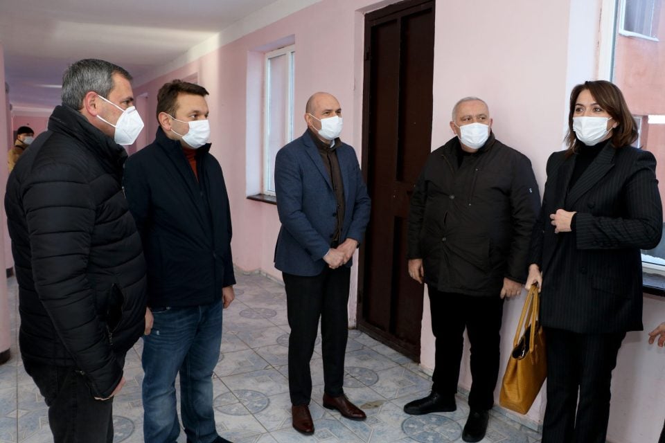 სენაკში, თემურ ბოკუჩავას სახელობის აფხაზეთის №7 საჯარო სკოლაში, სპორტული დარბაზი გაიხსნა
