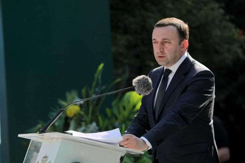 ირაკლი ღარიბაშვილი: სუვერენული სახელმწიფო ვართ და ჯერ ის უნდა გავაკეთოთ, რაც ჩვენს ქვეყანას სჭირდება, ყველა ქვეყანას ვცემთ პატივს, მაგრამ ჯერ ყველაზე მეტად გვიყვარს ჩვენი ქვეყანა