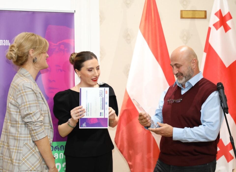 ზუტნერის მშვიდობის პრემია ჟურნალისტ მამუკა ყუფარაძეს გადაეცა